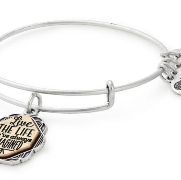 Charm bracelet - Picture 6 of 6